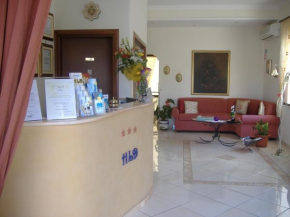 Отель Hotel La Darsena  Сан Вито Ло Капо